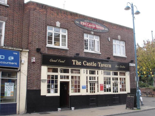 Castle Tavern, 179 Powis Street, SE18 - in October 2007