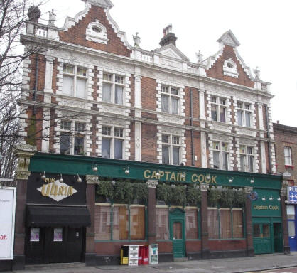 Railway Tavern, 1 High Street, Acton, W3 - in December 2006