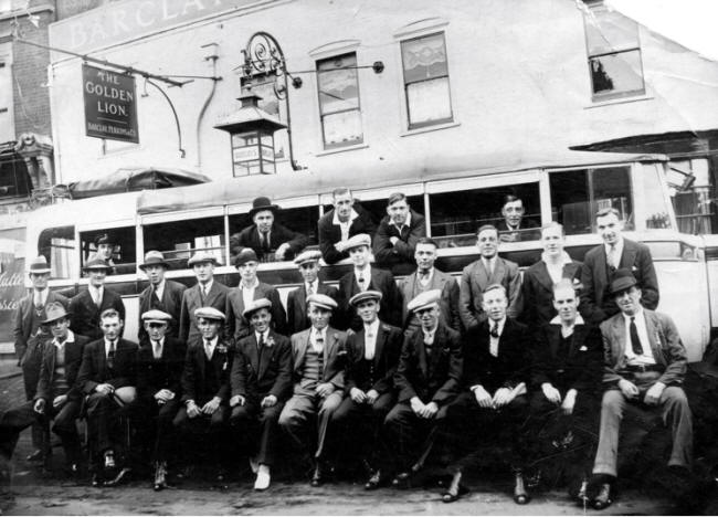 Golden Lion, 42 The Green, Lower Edmonton N9 pub outing circa 1930s