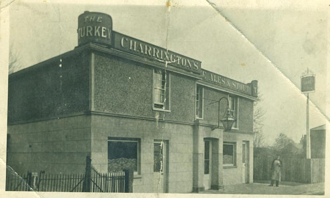 Turkey, Turkey Street, Enfield Wash, Enfield - a Charringtons pub