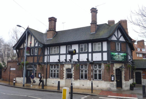 Railway Tavern, 14 South End Road, Hampstead - in January 2010