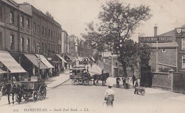 Railway Tavern, South End Road, Hampstead - early 1900s