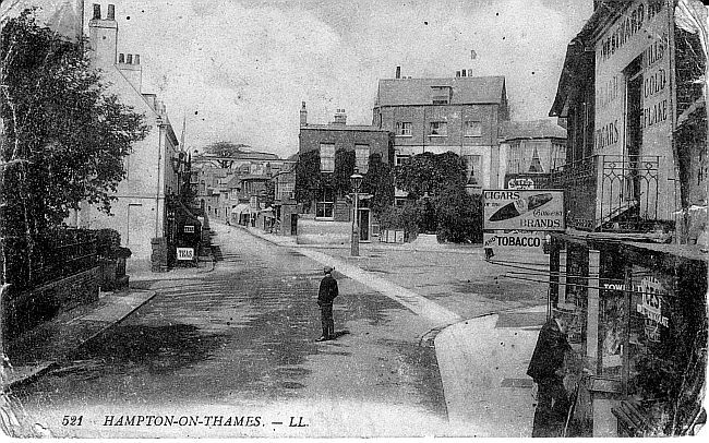 Red Lion, Hampton on Thames street scene