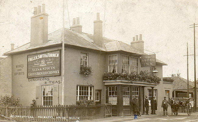 Angel Inn, Hayes, Middlesex - early 1900s with licensee J D Carruthers