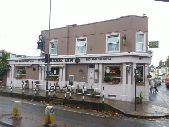 Iron Bridge Inn, 457 London Road, Isleworth - in November 2010