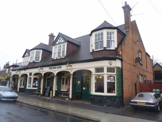 Red Lion, 92 - 94 Linkfield Road, Isleworth - in November 2010