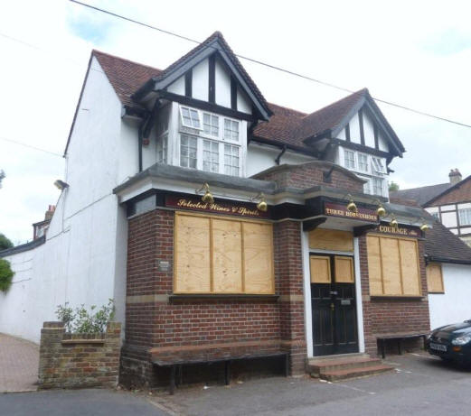 Three Horseshoes, 131 High Street, Shepperton - in July 2010