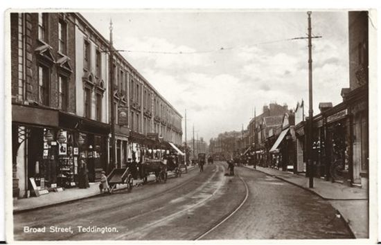 Northampton Arms, 9 Park Terrace, Broad Street, Teddington