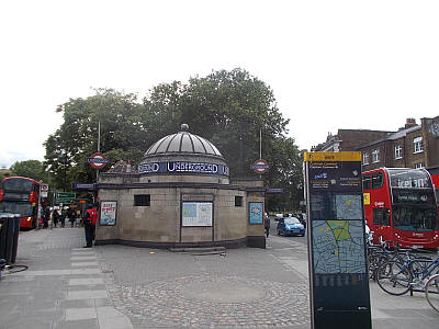 Clapham Common station