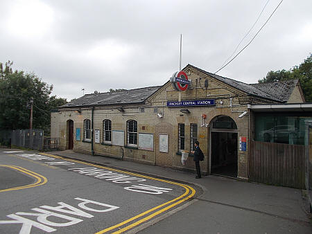 Finchley Central station