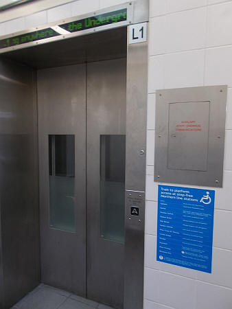 Finchley Central lift