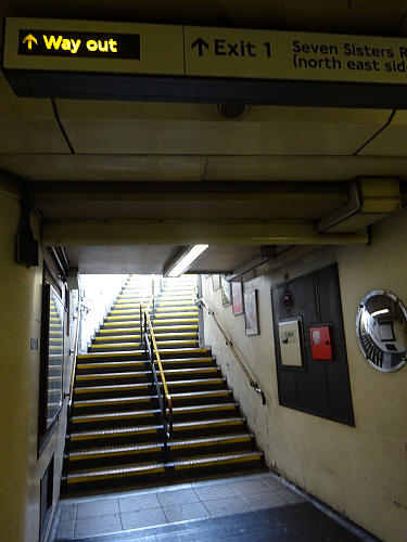 Manor House - Seven Sisters road exit stairs