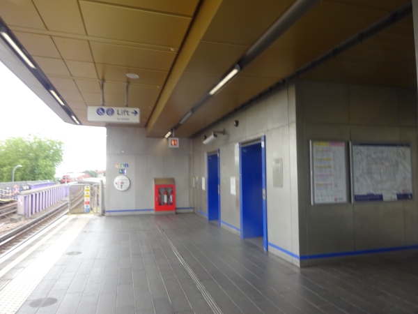 Wood Lane underground Lift access - in September 2021